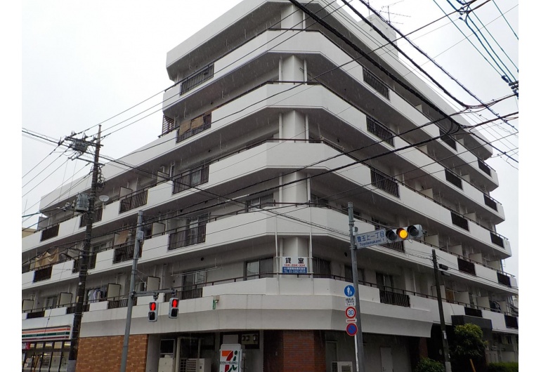 関東江古田マンション 303号室